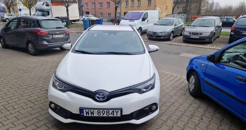 Toyota Auris cena 52500 przebieg: 144000, rok produkcji 2016 z Warszawa małe 37